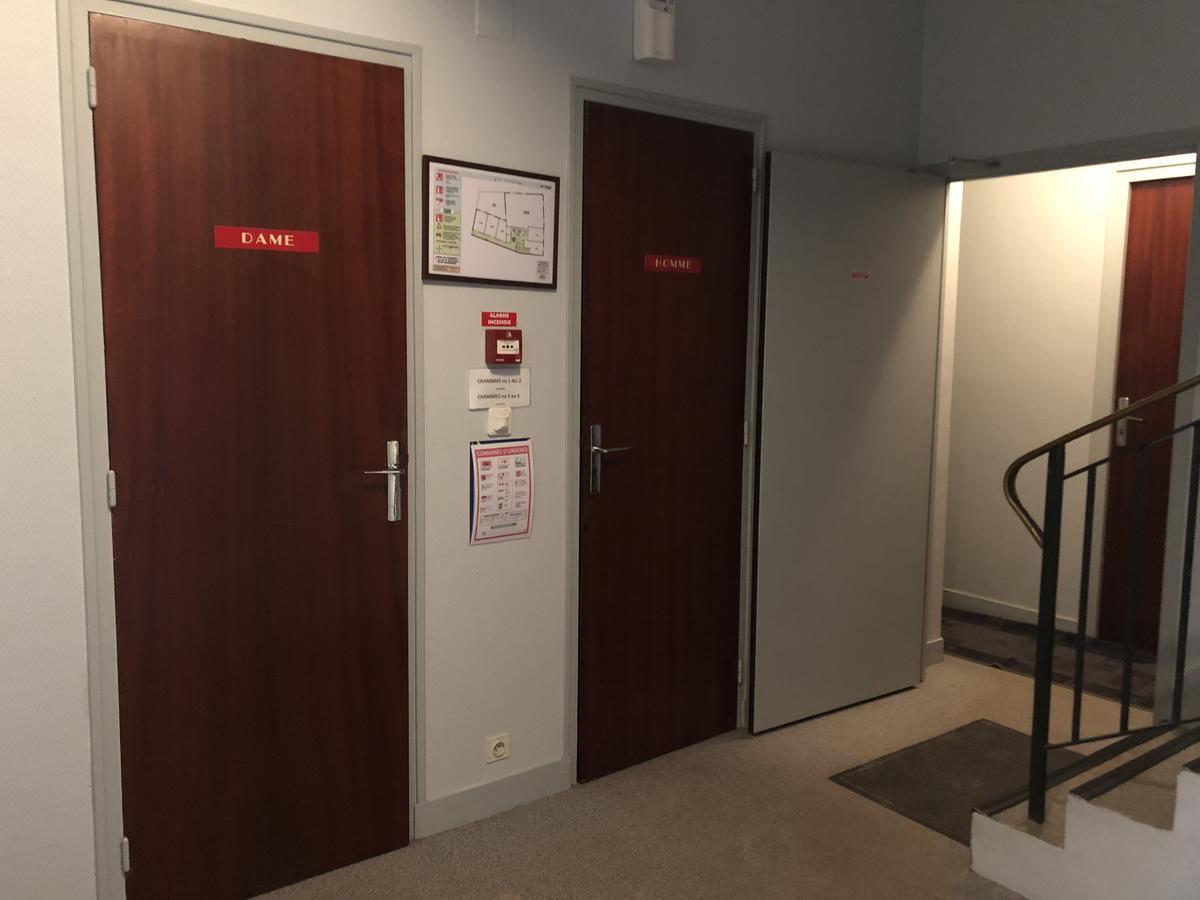 Hotel Le Commerce Bellegarde-du-Loiret Dış mekan fotoğraf
